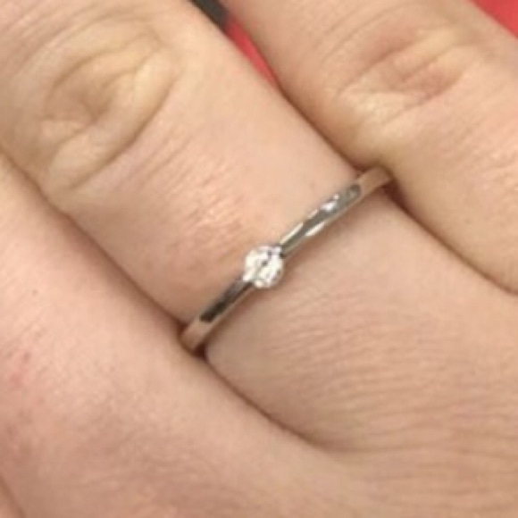 Solitaire 925 ring with zirconia stone - Picture 3 of 5